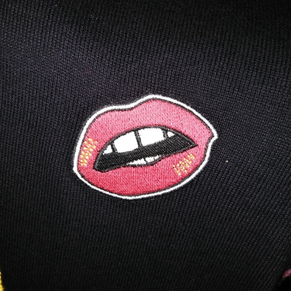 Torrid Black Sweater Patches NEW - Picture 5 of 7